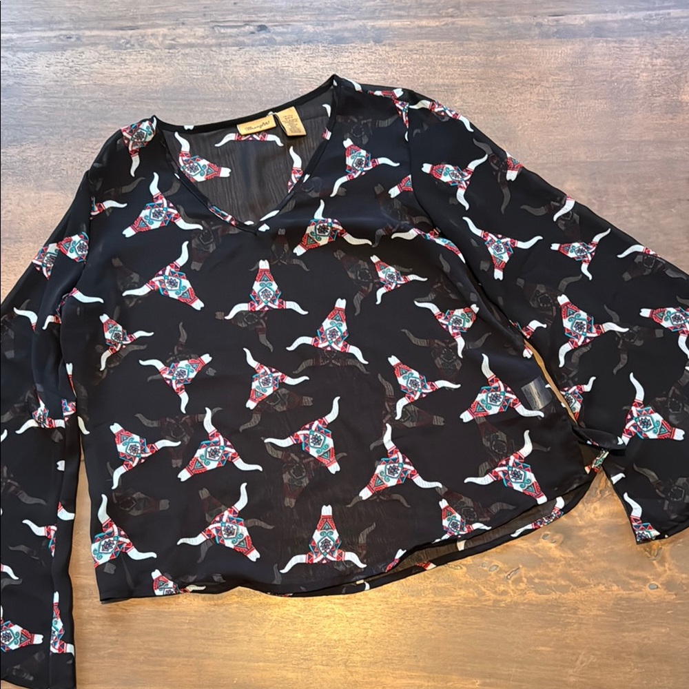 Wrangler Black and Pink Graphic Bell Sleeve Blouse